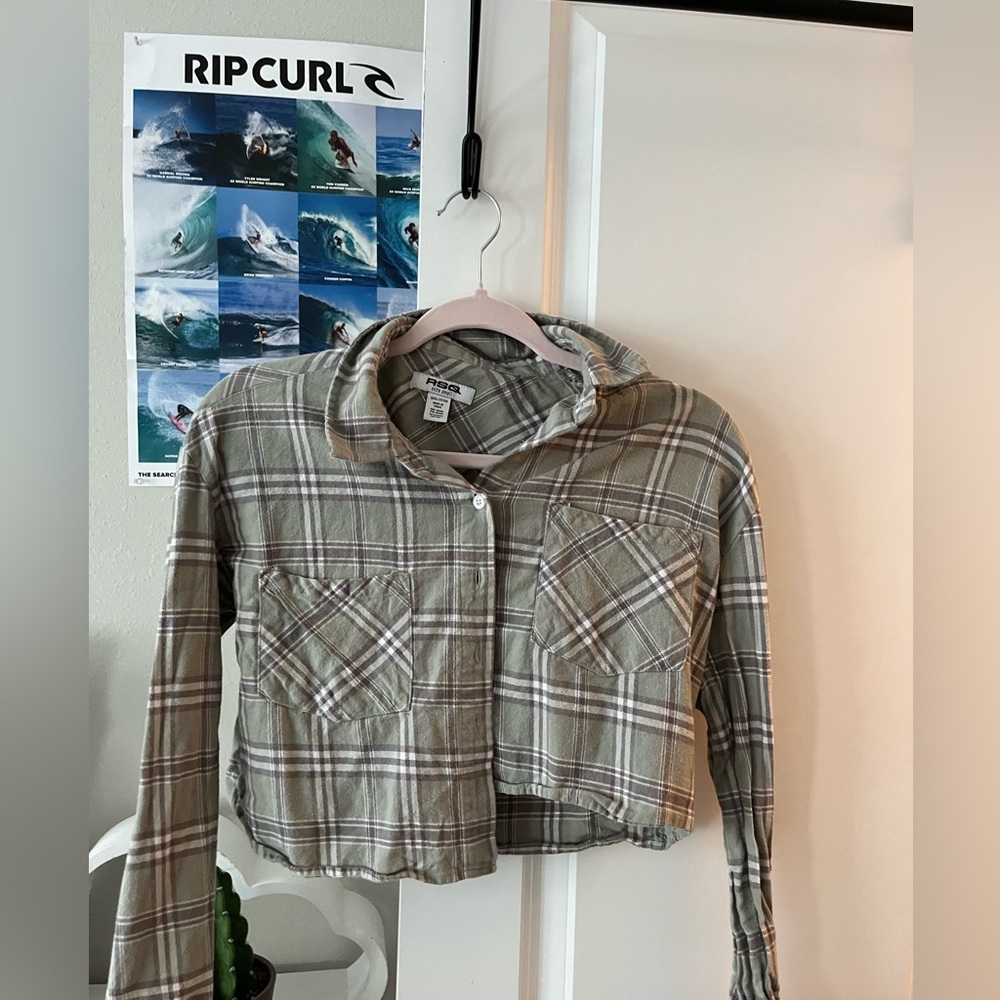 surf brand cropped flannel